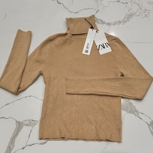 Zara Women's Tan Turtleneck Sweater